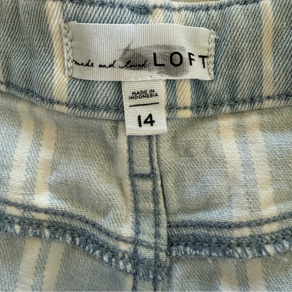 Loft Blue and White Striped Light Wash Denim Mini Skirt Plus Size 14 - Picture 6 of 7